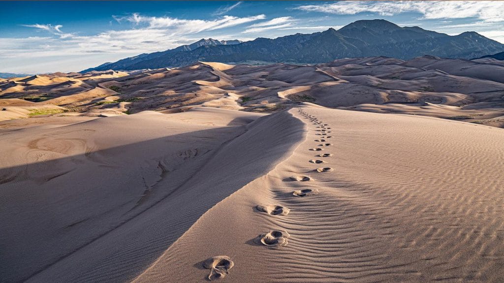 Park Narodowy i Rezerwat Wielkich Wydm (Great Sand Dunes) w stanie Kolorado, USA