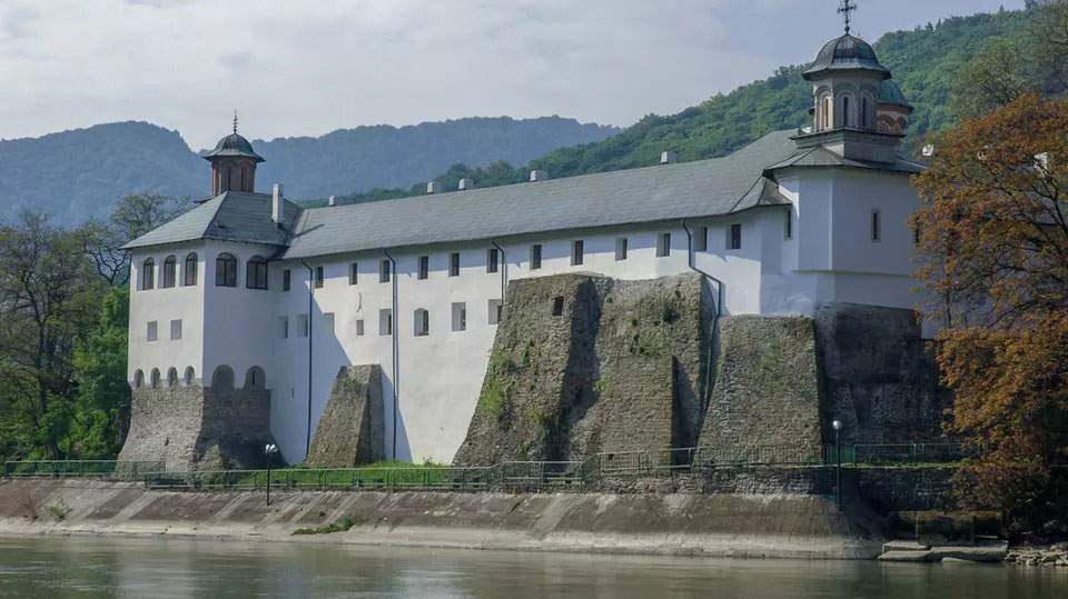 Klasztor Cozia, Rumunia