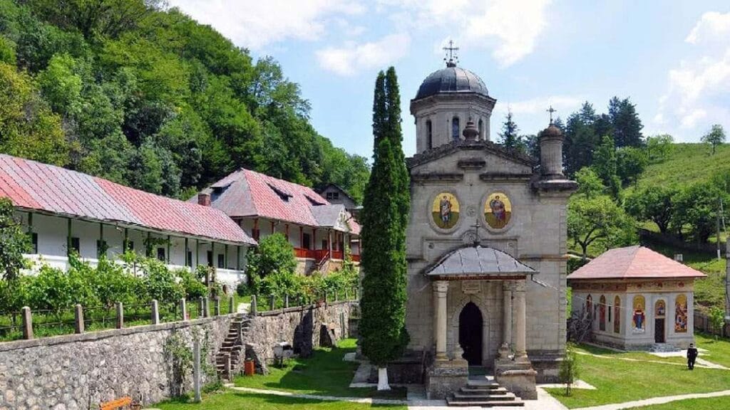 Klasztor Stănişoara, Rumunia