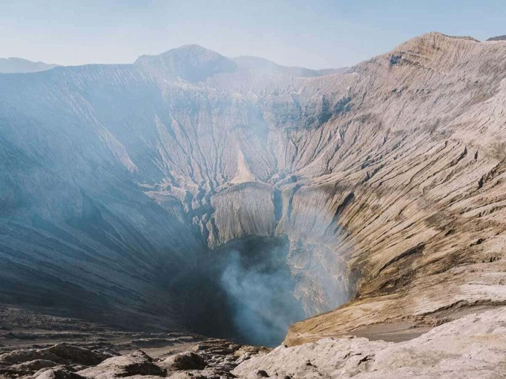 Wycieczka do krateru Bromo w Parku Narodowym Bromo Tengger Semeru, Indonezja