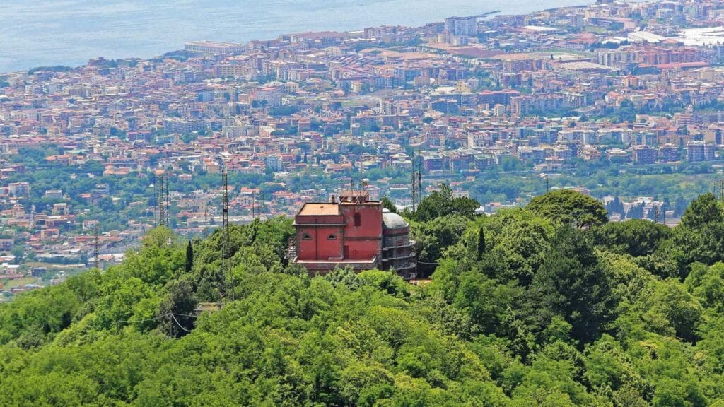 Obserwatorium Wezuwiusza (Osservatorio Vesuviano)