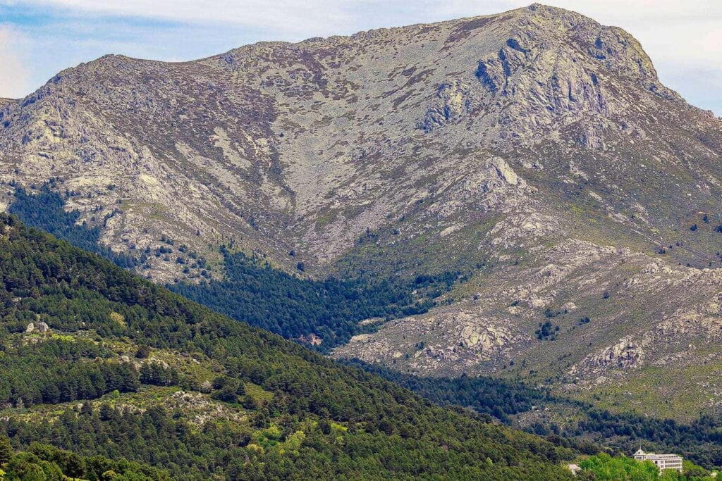 Park Narodowy Sierra de Guadarrama w prowincjach Madryt i Segowia (Hiszpania)