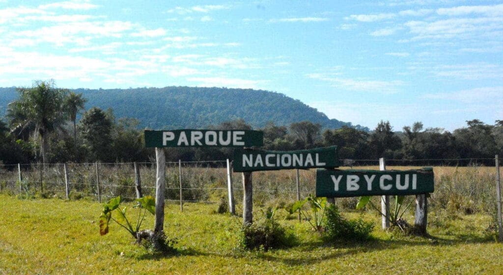 Park Narodowy Ybycuí w departamencie Paraguarí, Paragwaj