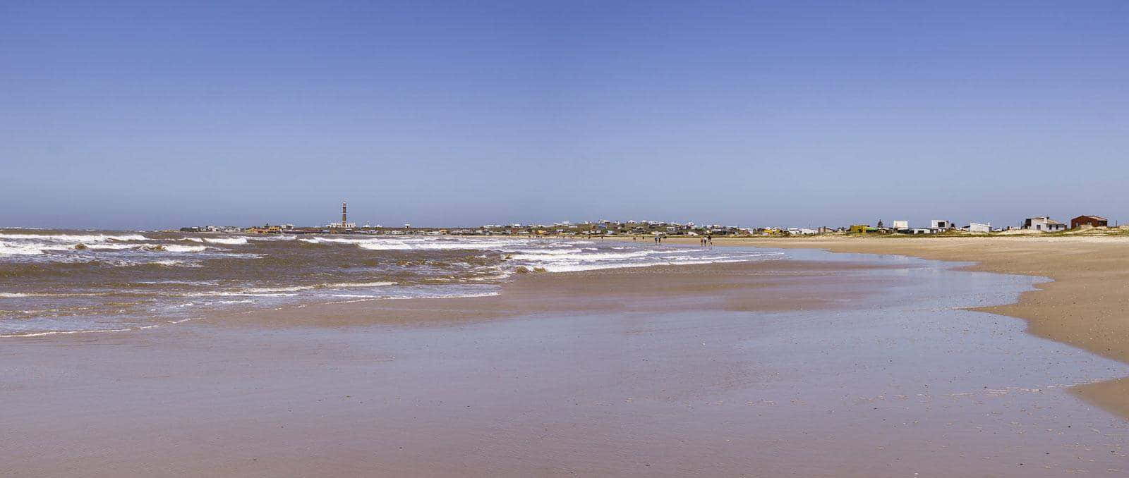Plaża Calaveras w Cabo Polonio w Urugwaju