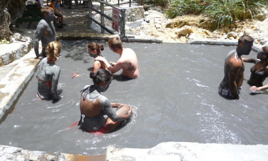 Park Narodowy Wulkanu Soufrière Sulphur Springs na Saint Lucia